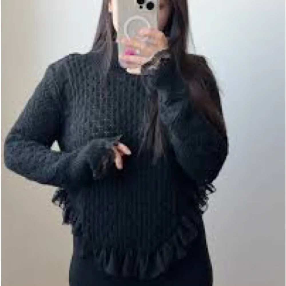 Zara Black Women's Cropped Lace Sweater - Picture 3 of 11